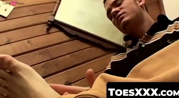 ToesXXX.com - Foot reveal with Boomer Jacoby and his huge hard dick wank