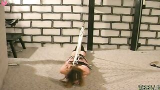 Inviting bimbo is masturbating in front of a cam
