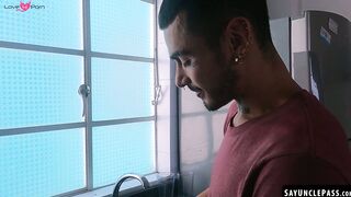 Alberto Chimal lets Cain Gomez fuck him while James VIP is away