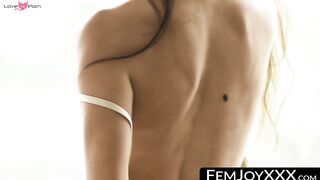 FemJoyXXX.com - Seductive babe flaunts trim figure in slow motion tease