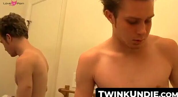 TwinkUndie.com - Horny guy's big cock wank under his sweet undies
