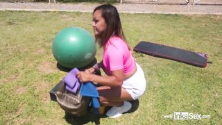 Peruvian gym professor caught doing Bombshell exercises