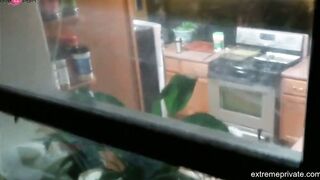 voyeuring booty stepdaughter in kitchen