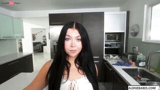 holly day my curvy stepdaughter