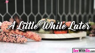 Thanksgiving threesome with teen stepsis