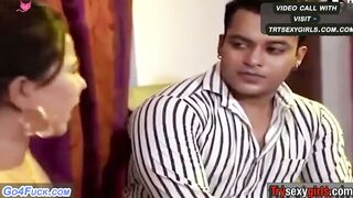 Hot Unmarried Kirayedar ladki Ko Choda Makan Malik Ke Ladke Ne