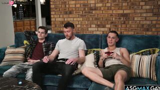 Des Irez and Travor Harris have threesome with the handyman Justin DaJock