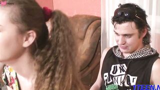 Babe gives wonderful blowjob
