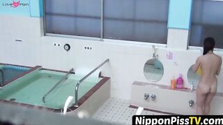 NipponPissTV.com - Bunch of Japanese babes secretly filmed pissing in the shower open