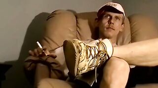 JoeSchmoeXXX.com - Amateur redneck takes a smoke before fucking black homo