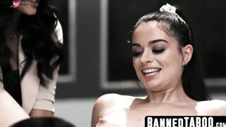 Penny Barber seduces step-son with Sophia Burns' spread legs
