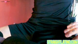 Pair of hotties Dragon Rojo and Argentino XXL work out their dicks
