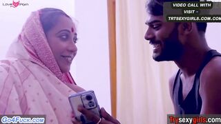 Chachi Badi chachi ki mast chudai Kari bete Ne bedroom mein