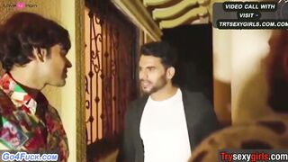 Sexy Bhen Ki Dost Ne Uper Bulakar Kiya Ishara Liya Lund Pura