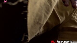Inked Logan Flood masturbates swelly cock and finishes shaking