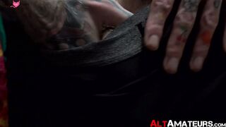 Inked Logan Flood masturbates swelly cock and finishes shaking