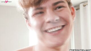 Oliver Marks loves to BANG