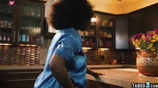Pregnant ebony MILF craving for a cock