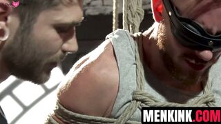 Tyler Castle plays dirty with Luke Hudsons hairy pussy