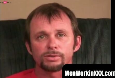 MenWorkinXXX.com - Real mature amateur tugs off until he drains his balls completely