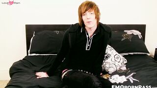 Redhead Sean Taylor having bonding session with his girthy dong