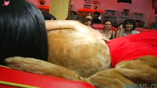 Racy blowjobs with strippers
