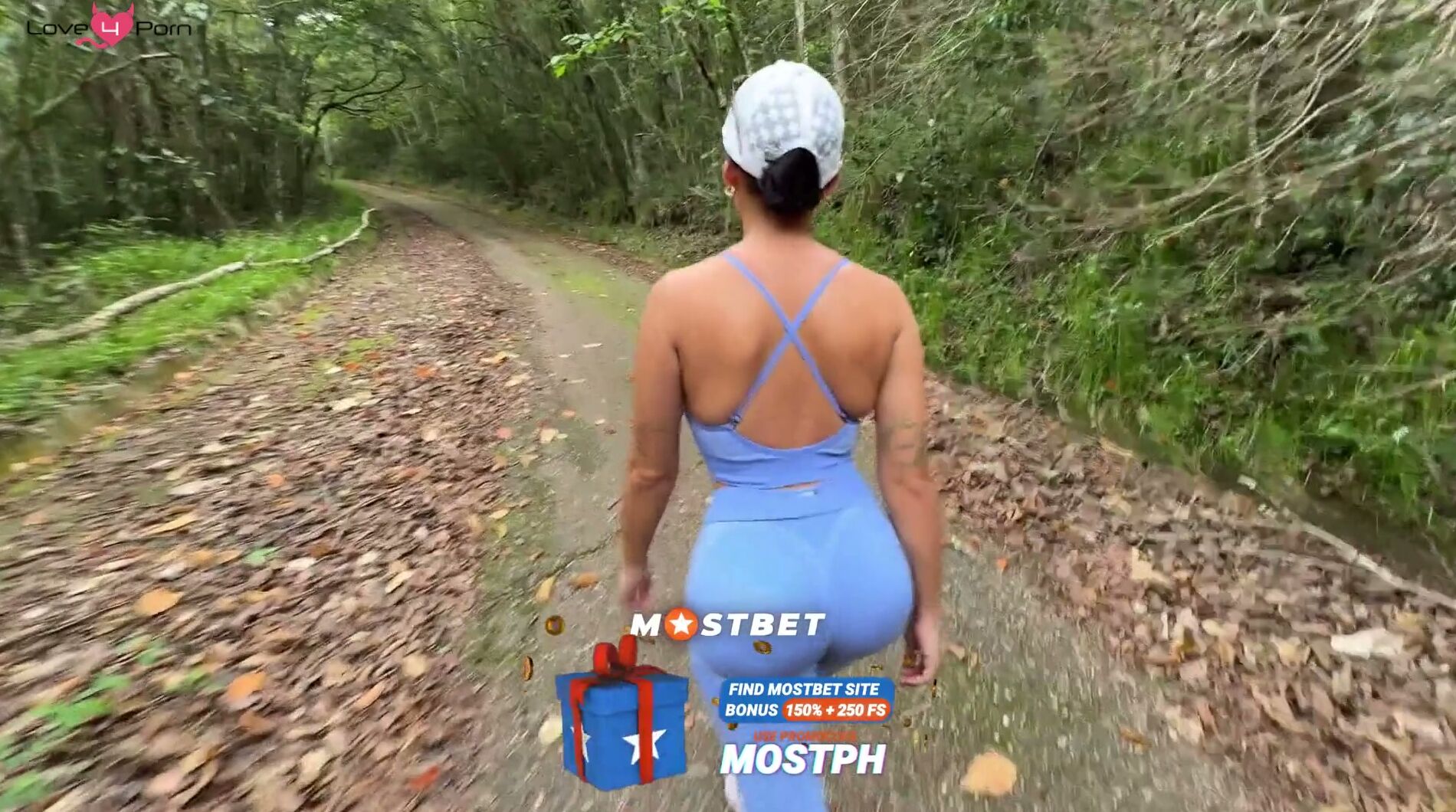 Shirley Musk Outdoor Fuck