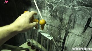 HORROR PORN: Female Spider