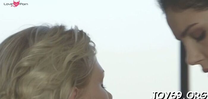 Lesbians get oral pleasure