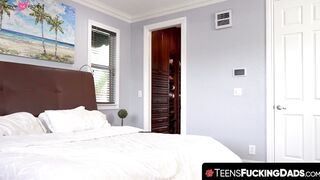 TeensFuckingDads.com - Gabriela Lopez earns stepdad's warm cumshot after intense fuck
