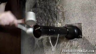 PERVERSE FAMILY Anna’s Anal Study