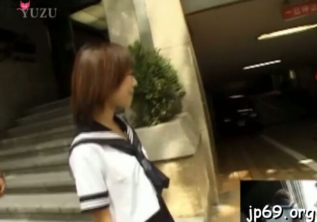 Pretty babe Rina adores making out with bf