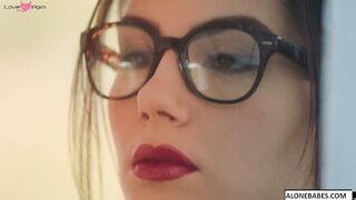 valentina nappi invited her to stay for some drinks_1