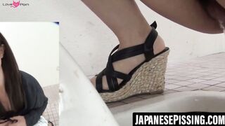 Japanese babe captured peeing while being filmed by voyeur
