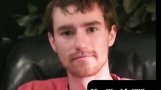 MenWorkinXXX.com - Well-built younger guy masturbates while watching porn and cums ha