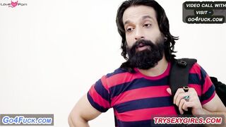 Husband office se aate hi Rupali Bhabhi ki chut chatne laga aur Choda unko Jor jor se