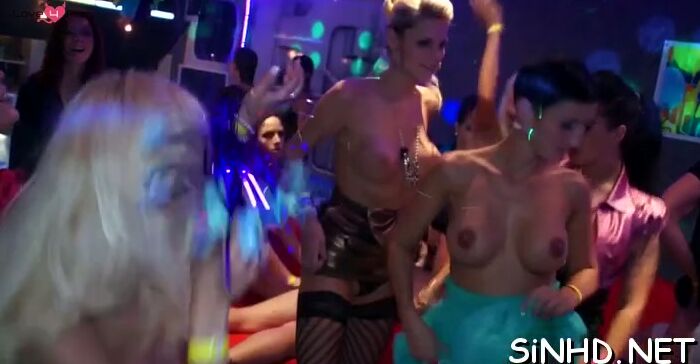 Steamy hot orgy party