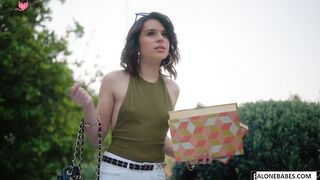 aria valencia she loves bbc_1