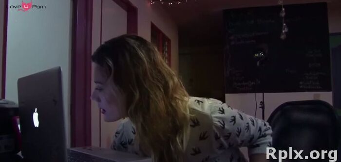 Cunning brunette girl dwells on sucking