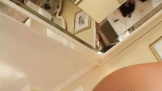 Awesome lady is ly drilling her wet twat