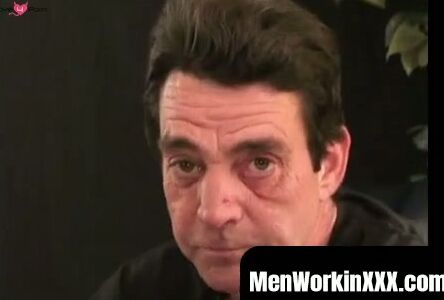 MenWorkinXXX.com - Mature homo comes hard while his ass is filled with a dildo