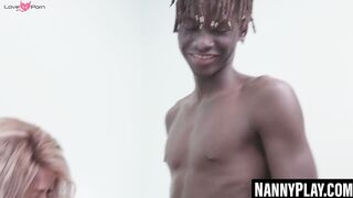 Vanesa Colombianas tight pussy stretched by massive black cock