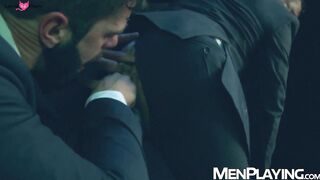 Hector de Silva and Logan Moore steam up and fuck each other in the shower