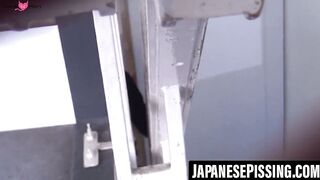 Hottest Japanese vixen plays herself while pissing