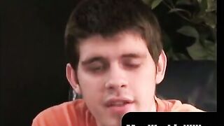MenWorkinXXX.com - Amateur stud strips and masturbates while enjoying porn