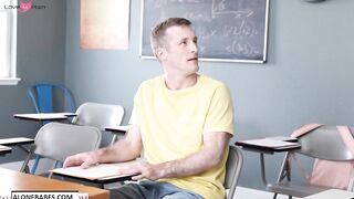 dee williams busty blonde teacher.m_1_1