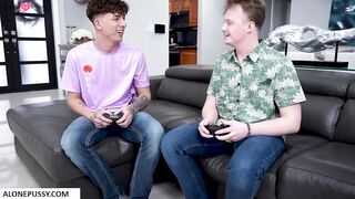elise london samantha sinz sloppy valentine s day mom swap_1