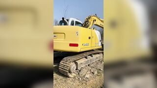 Sex whit caterpillar conductor