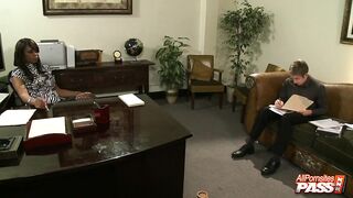 HR Boss Vanessa Monet Interviews And Fucks Applicant 4k