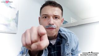 cubbi thompson katalina kyle hoes alone_1_2_1